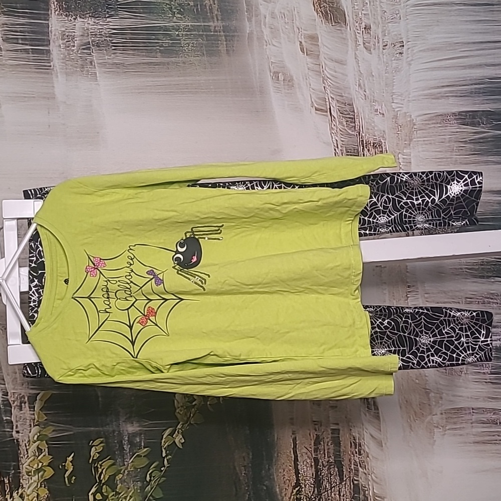 Girls Large Halloween sparkly spider shirt and matching pants outfit